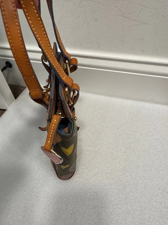 Dooney & Bourke Y2K graffiti heart mini bag handbag with charm - Picture 3 of 12